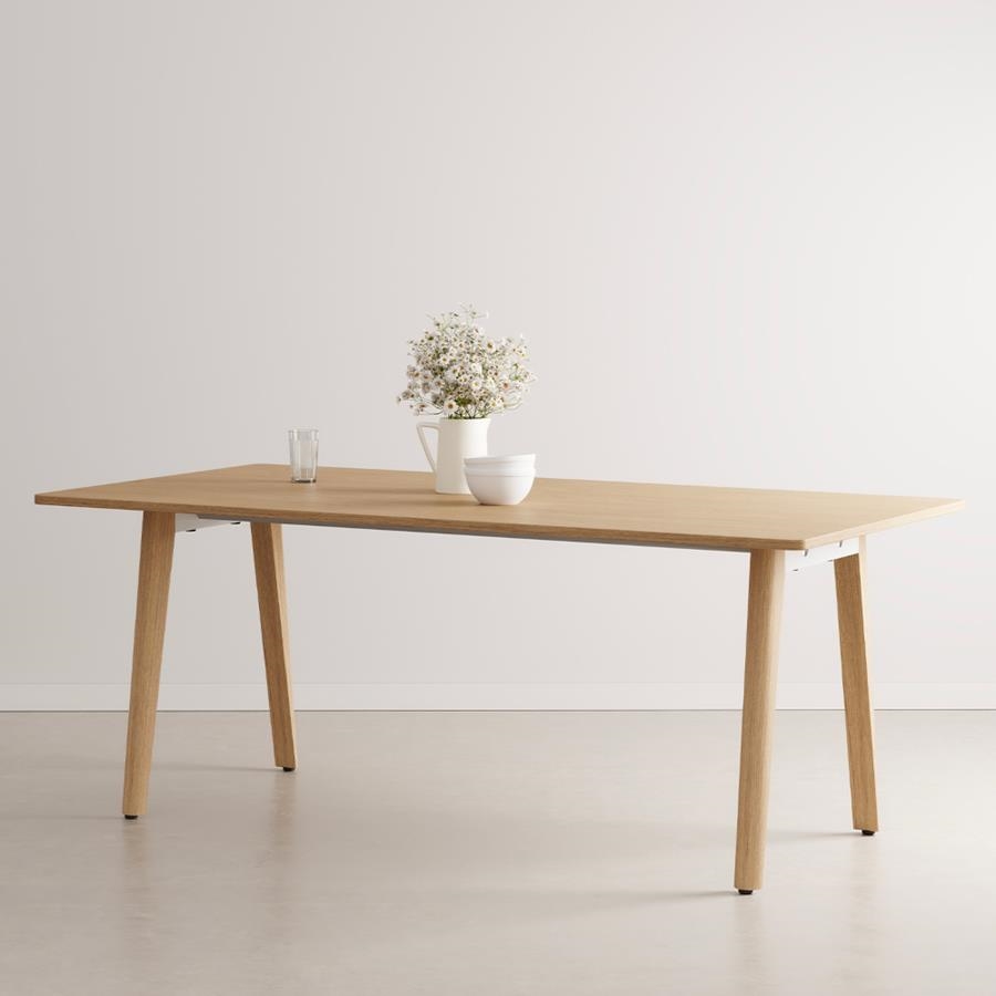 Mesa New Modern Full Wood Tiptoe